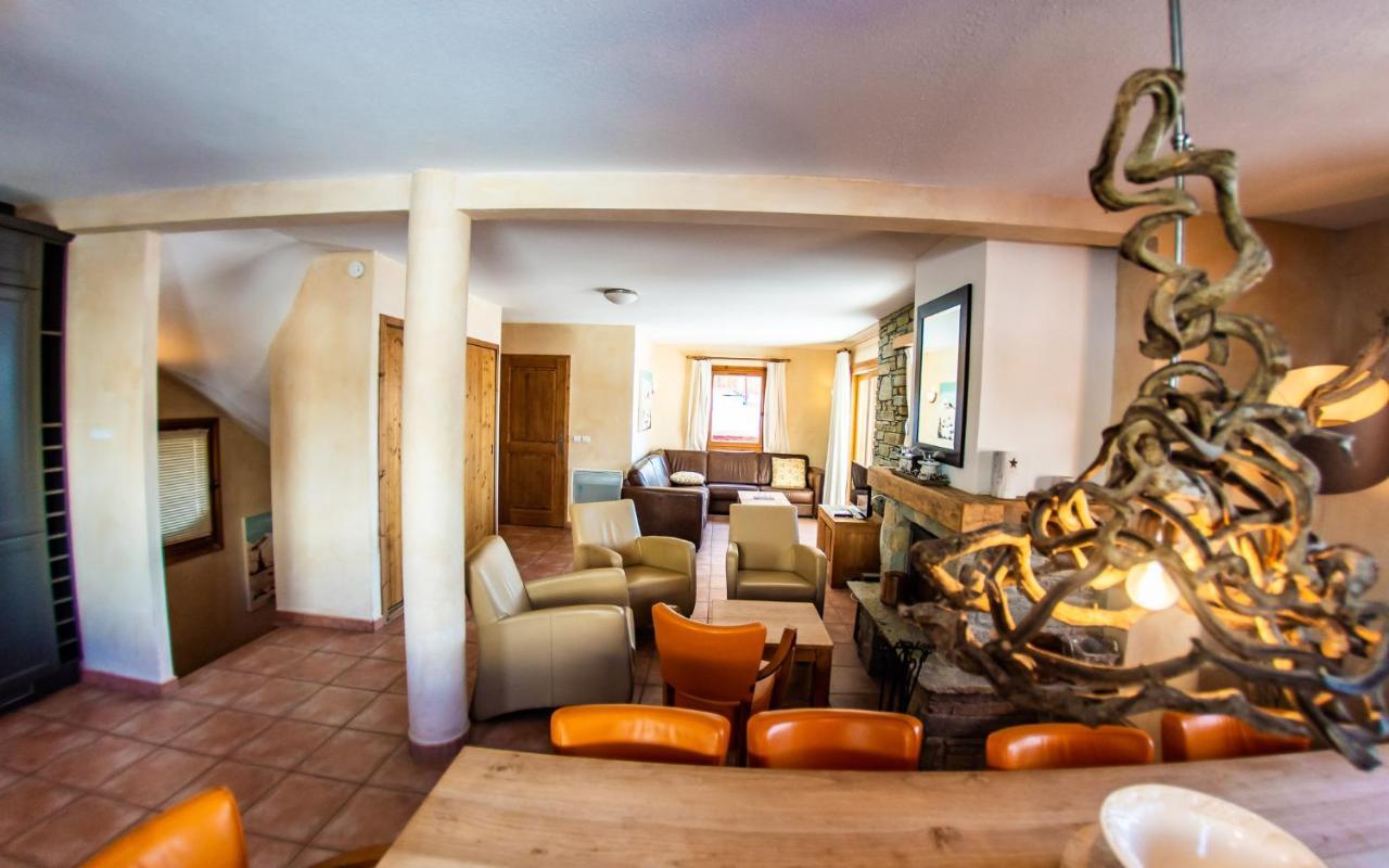 Parc Madeleine - Chalets Saint-François-Longchamp Eksteriør billede