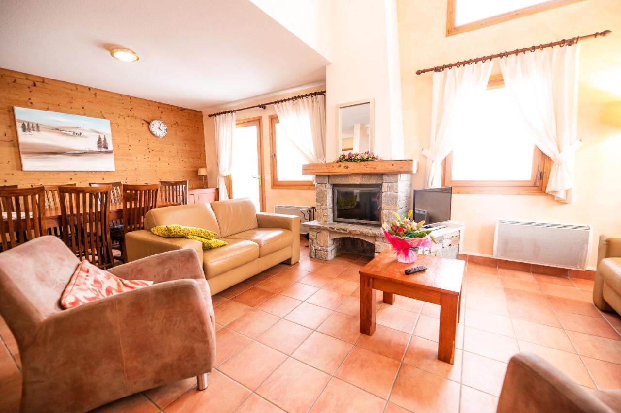 Parc Madeleine - Chalets Saint-François-Longchamp Eksteriør billede