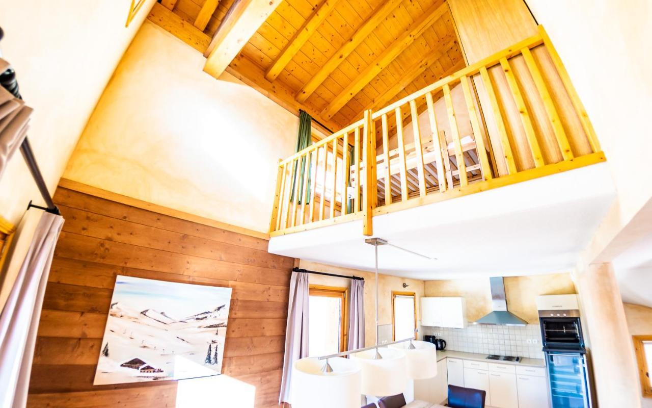 Parc Madeleine - Chalets Saint-François-Longchamp Eksteriør billede