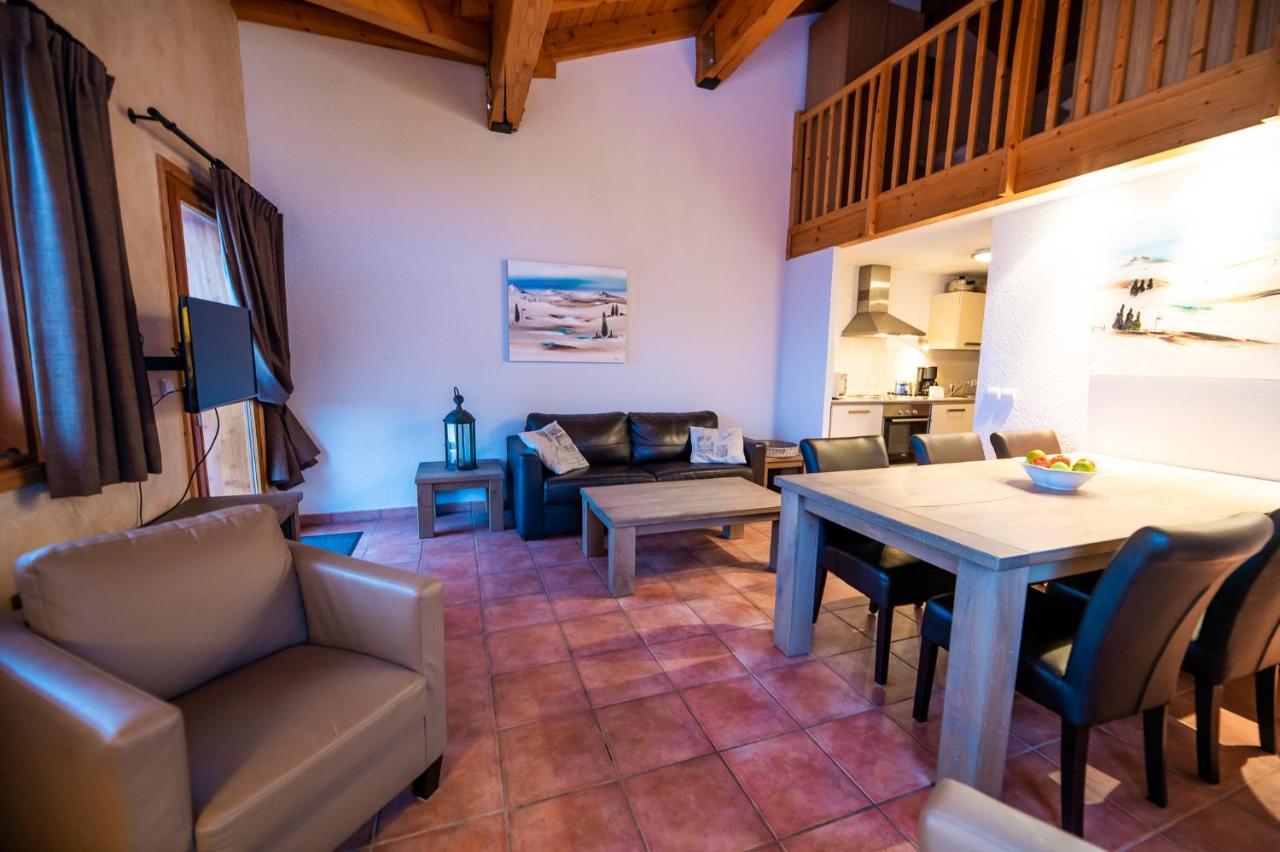 Parc Madeleine - Chalets Saint-François-Longchamp Eksteriør billede